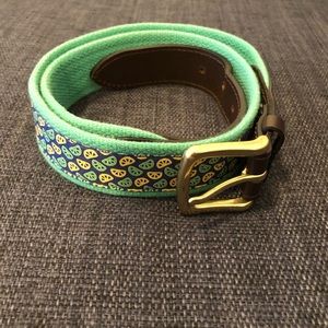 Vineyard Vines belt